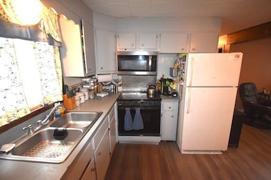 60 Algonquin St, Buzzards Bay, MA 02532 - photo 7