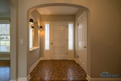 Front Hall / Entry