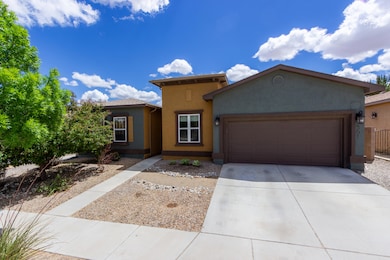 301 Zuni River Cir SW, Los Lunas, NM 87031 - photo 2