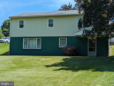 30 Locust Dr, Littlestown, PA 17340 - photo 5