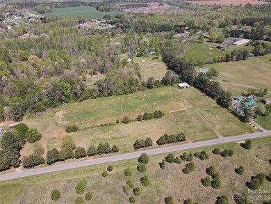 158 Deitz Rd, Statesville, NC 28625 - photo 7