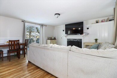 03-Living Room