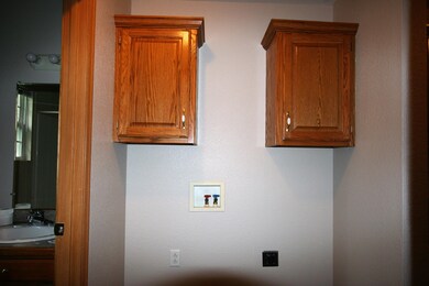 4569 E Zora St unit F, Joplin, MO 64801 - photo 5