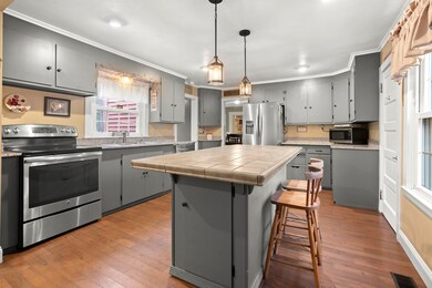 208 Main St, Whitinsville, MA 01588 - photo 5