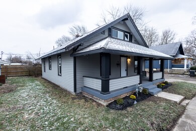 416 Hendricks St, Anderson, IN 46016 - photo 2