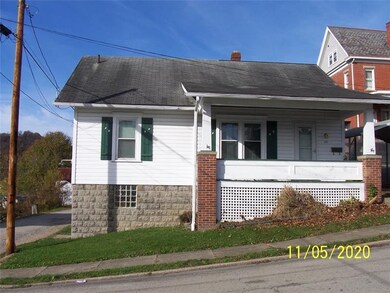 147 S Richhill St, Waynesburg, PA 15370 - photo 3