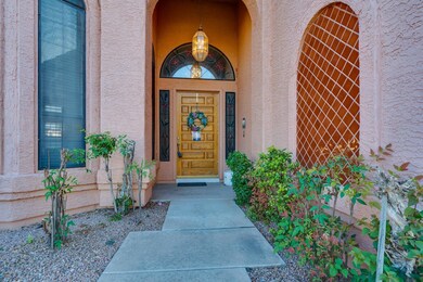 7Front entry.jpg-SMALL