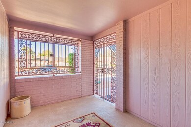 17818 N Lindgren Ave, Sun City, AZ 85373 - photo 6