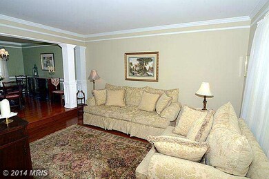 21410 Emerald Dr, Germantown, MD 20876 - photo 5