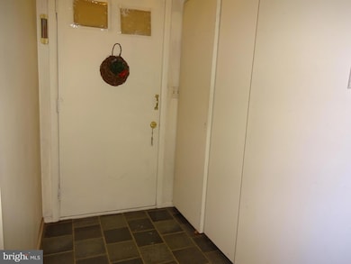 2 Farrington Ct, Southampton, NJ 08088 - photo 3