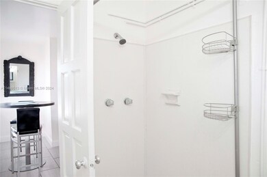 4109 N Ocean Dr unit 15, Lauderdale By the Sea, FL 33308 - photo 5