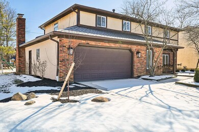 2-web-or-mls-Hickory Hill Dr-002
