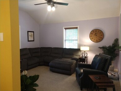 98 Farm Ln, Seabrook, NH 03874 - photo 4