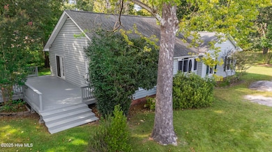 110 Bingham St, Carthage, NC 28327 - photo 3