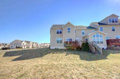 5482 Spring Ridge Dr W, Macungie, PA 18062 - photo 4