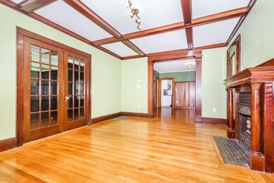 32 Boulevard Terrace unit 1, Allston, MA 02134 - photo 2