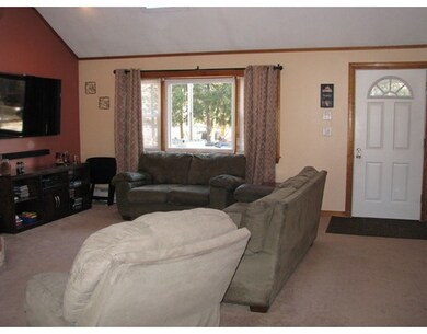 22 Smyrna St, West Springfield, MA 01089 - photo 7