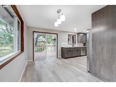 1226 SE Kibling St, Troutdale, OR 97060 - photo 7