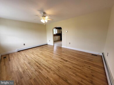 228 Warm Spring Rd, Chambersburg, PA 17202 - photo 4