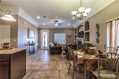 805 Desert Sky Dr, Horizon City, TX 79928 - photo 7