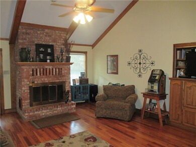 401 Choctaw Dr, Pineville, LA 71360 - photo 3