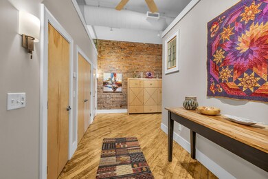 6-web-or-mls-55-e-main-st-apt-201