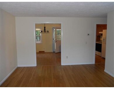 21 Bumble Bee Cir, Shrewsbury, MA 01545 - photo 5