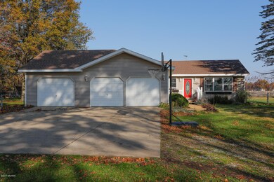 12164 Quaker St-102