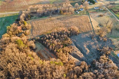 308 Red Chimney Rd, Statesville, NC 28625 - photo 6