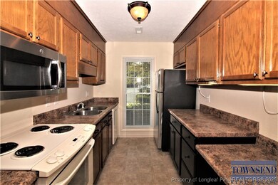 2712 Helaman Ct unit 13, Fayetteville, NC 28303 - photo 2