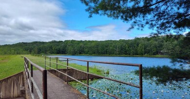 fishing lake the Hideout