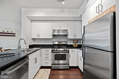 Clarendon 1021 unit 417, Arlington, VA 22201 - photo 6