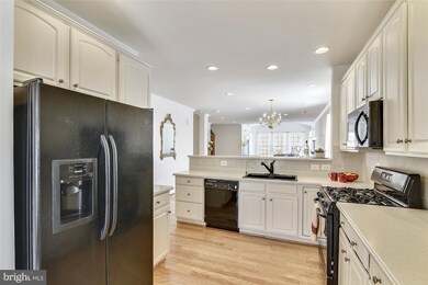 17017 Four Seasons Dr, Dumfries, VA 22025 - photo 4