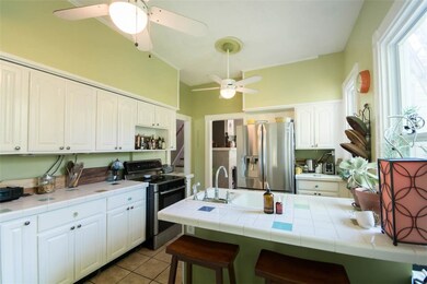 37 Kay Blvd, Newport, RI 02840 - photo 7