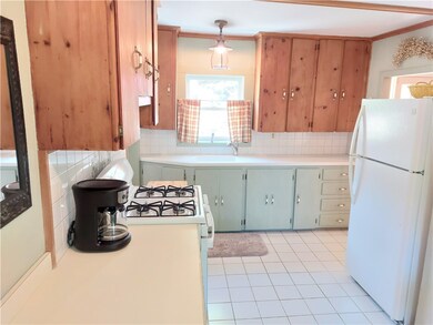 815 Broad Rock Rd, Wakefield, RI 02879 - photo 7
