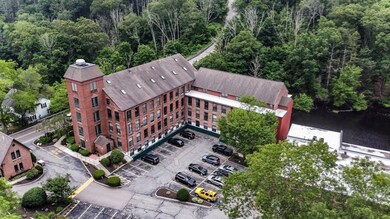 Sanford Mill Condominiums unit 21, Medway, MA 02053 - photo 3