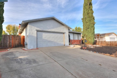 1428 Saint Frances Dr, Antioch, CA 94509 - photo 3