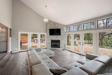 11083 Indian Trail, Helotes, TX 78023 - photo 5