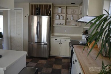 64660 Old Bend Redmond Hwy, Bend, OR 97701 - photo 6