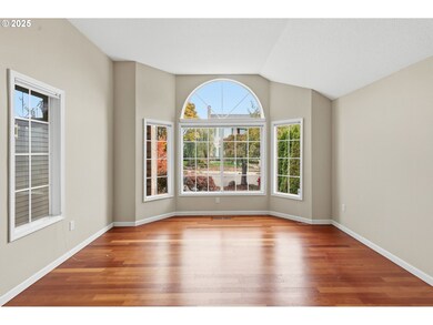 13002 Sierra Vista Dr, Lake Oswego, OR 97035 - photo 7