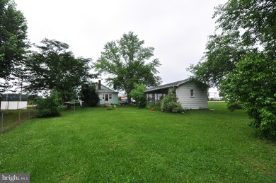 425 Fairfax Pike, Stephens City, VA 22655 - photo 6