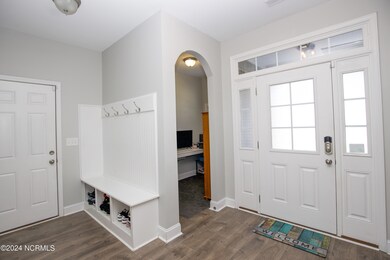 111 Mayfield -505