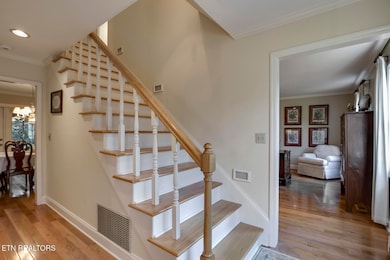 02_WoodlandTraceDrive_212_EntryView