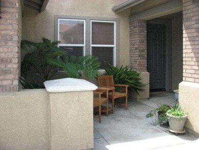 Front cozy entry
