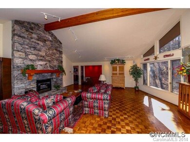 Extra lg living room