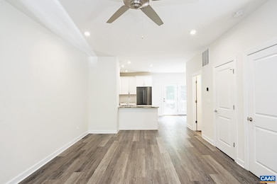 126 Longwood Dr unit C, Charlottesville, VA 22903 - photo 2