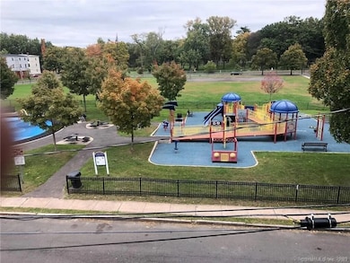 63 Seyms St unit 3, Hartford, CT 06120 - photo 2