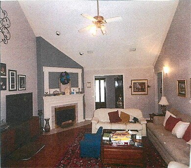 7419 Starbridge Dr, Houston, TX 77095 - photo 5