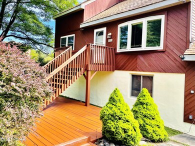 111 Lookout Dr, Hawley, PA 18428 - photo 4