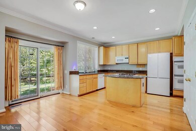 2445 Arctic Fox Way, Reston, VA 20191 - photo 4